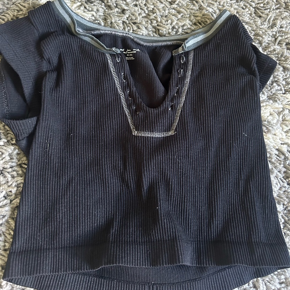 Urban Outfitters black cropped ribbed top